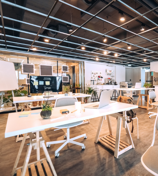 REXIM - coworking-bureaux-partagés-freelance-petites-entreprises-espace-travail